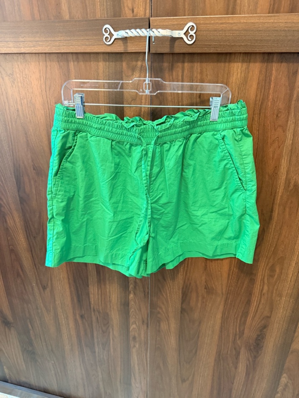 Loft Elastic Shorts, Size Large